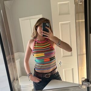 ZARA knit top! Size small - amazing summer color pallete.